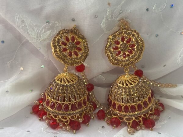 Chandelier golden and maroon earrings - Image 2