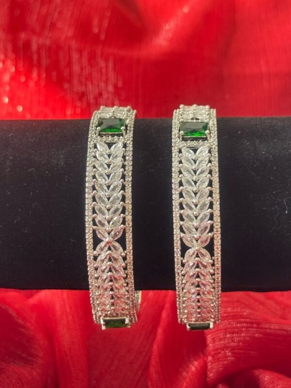 Coloured Kundan bangles - Image 2