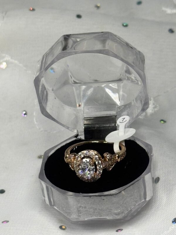 Indian Vintage Gold-Tone Oval Halo Ring